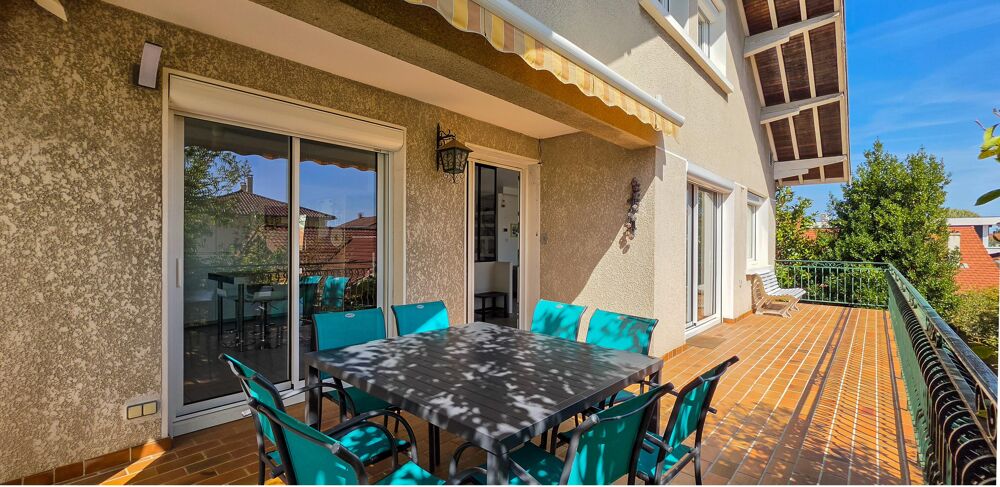 à vendre  Maison Meyzieu (69330)