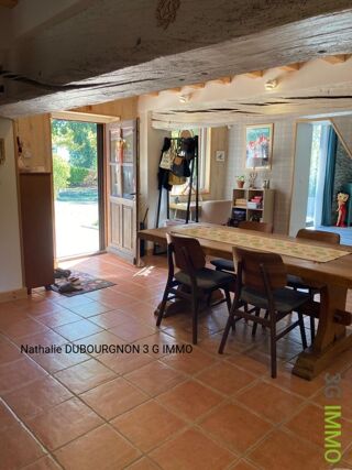  Maison à vendre 9 pièces 196 m²