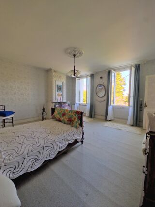 Maison à vendre 12 pièces 276 m²