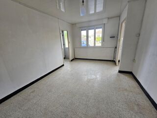  Immeuble � vendre 8 pi�ces 130 m�