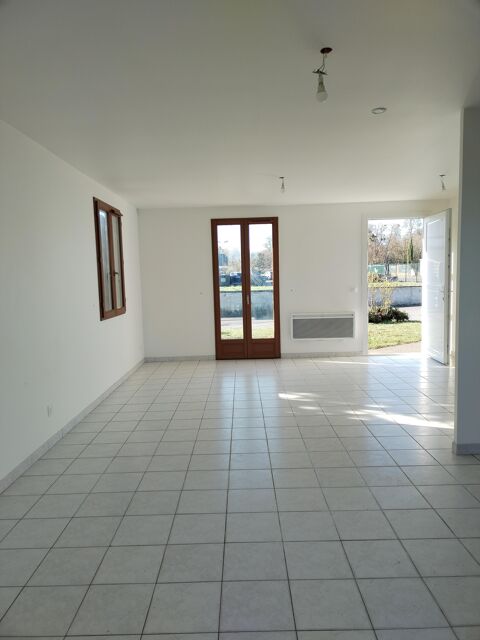   Vente murs pro  à Saint-maximin 