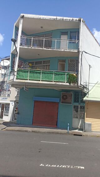  Immeuble � vendre 8 pi�ces 294 m�