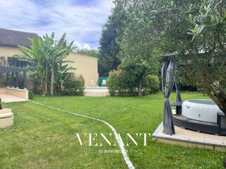  Maison à vendre 14 pièces 238 m²
