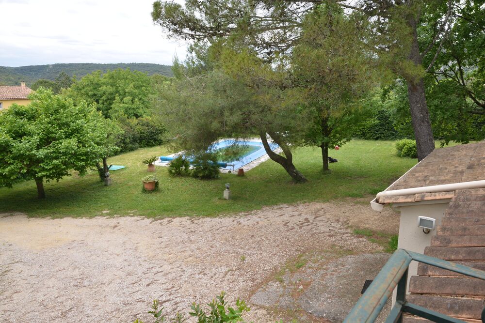 Maison et grand terrain 5 pièces