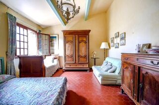  Maison � vendre 8 pi�ces 234 m�