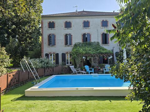   Maison avec d�pendance 8 pi�ces Maison - 8 pi�ce(s) - 330 m�