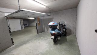  Parking / Garage à louer 19 m²