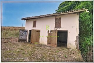  Parking / Garage  vendre 60 m