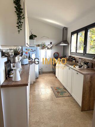  Maison � vendre 9 pi�ces 198 m�