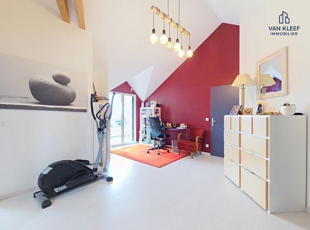 à vendre  Maison Chevry (01170)
