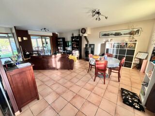  Maison  vendre 6 pices 122 m