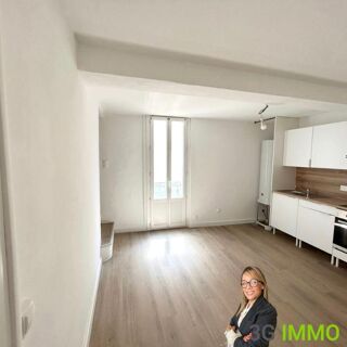 Immeuble à vendre 7 pièces 130 m²