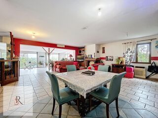  Maison � vendre 8 pi�ces 265 m�