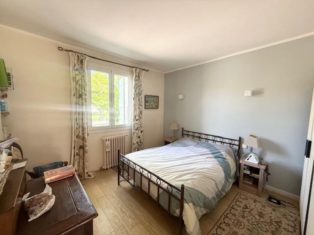 à vendre  Maison Lagnes (84800)