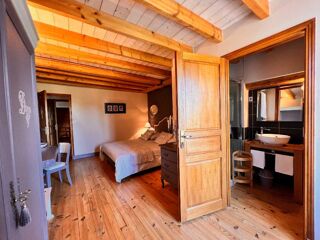  Maison à vendre 15 + pièces 554 m²