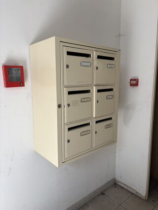  Immeuble à vendre 15 + pièces 340 m² Saint-claude