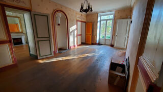  Maison  vendre 11 pices 230 m