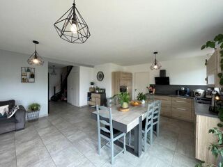  Maison  vendre 5 pices 106 m