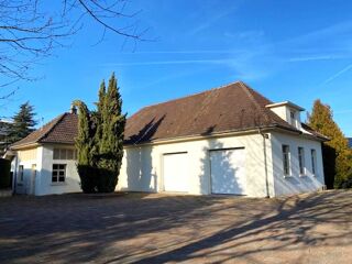  Maison  vendre 9 pices 218 m