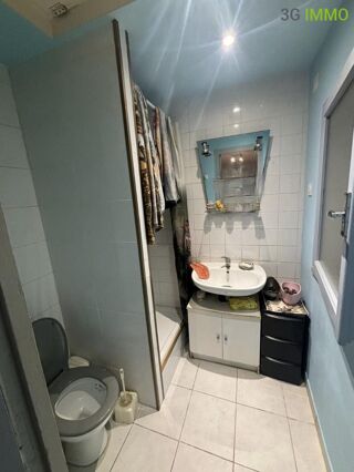  Immeuble � vendre 9 pi�ces 180 m�