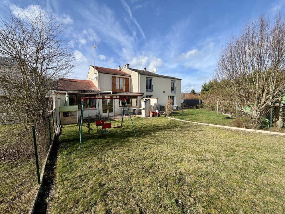 Maison 5 pièces 103 m² · à Saint-Pierre-lès-Nemours · 103 m² · 180 000 €