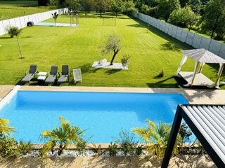  Maison � vendre 9 pi�ces 220 m�