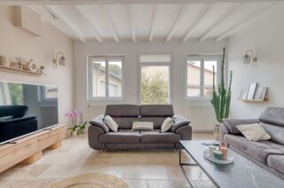  Maison  vendre 7 pices 201 m