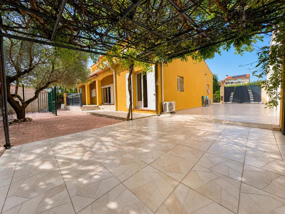 Vente Maison Maison 5 pièces Gallargues-le-montueux
