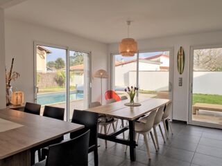  Maison � vendre 9 pi�ces 