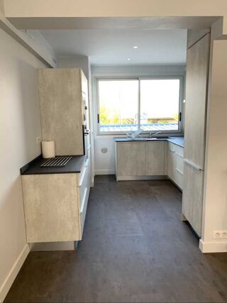  Appartement � vendre 4 pi�ces 83 m�