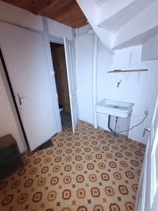  Maison  vendre 5 pices 104 m Saint-pal-de-chalencon