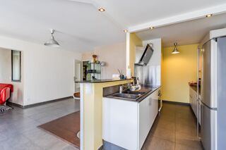  Appartement � vendre 5 pi�ces 99 m�