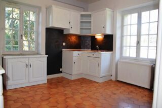  Maison à vendre 13 pièces 308 m²