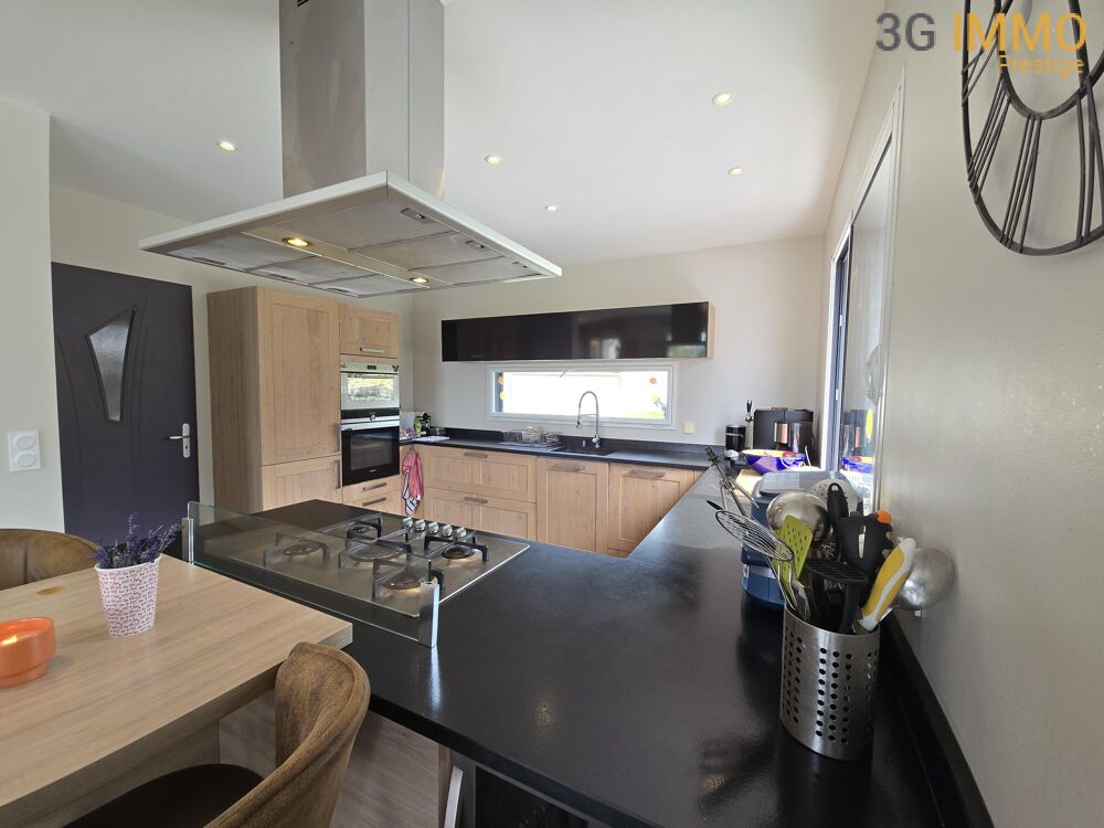  vendre  Maison Chevry (01170)