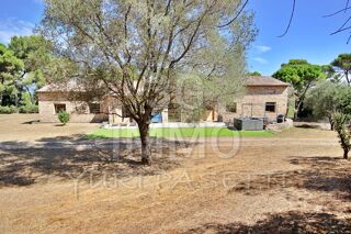  Maison  vendre 7 pices 210 m