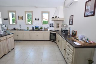  Maison à vendre 6 pièces 198 m²