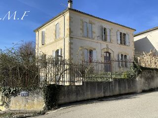  Maison  vendre 6 pices 210 m