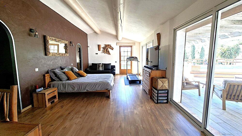 � vendre  Maison Saintes-Maries-de-la-Mer (13460)