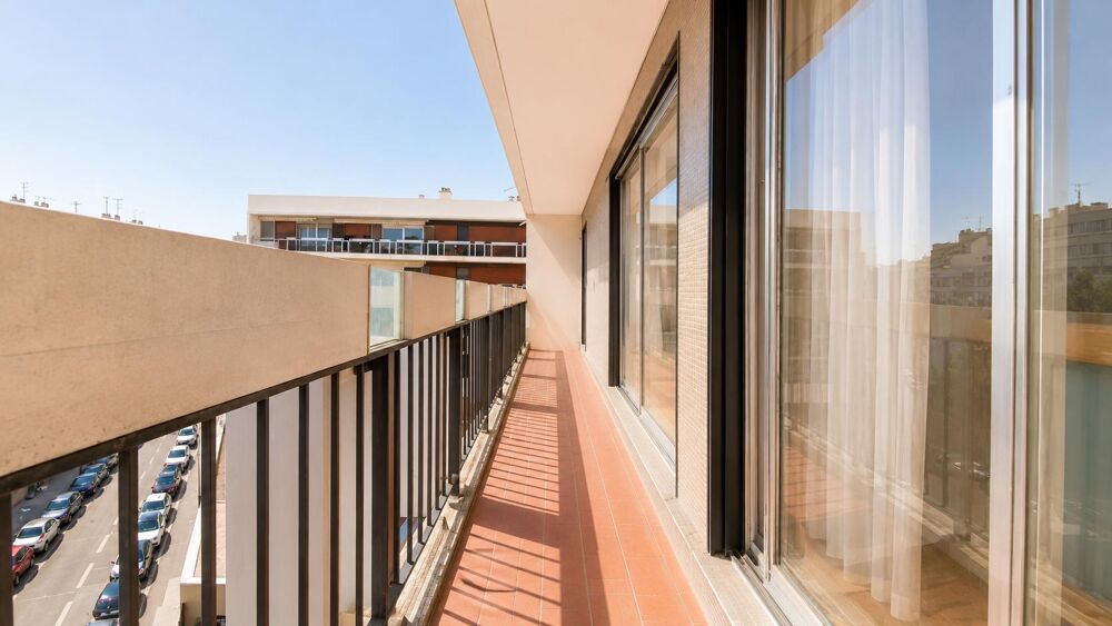 Vente Appartement Appartement 5 pièces Paris 18