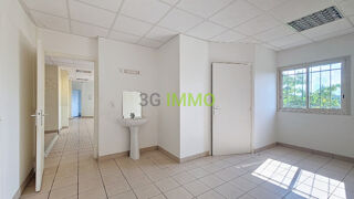  Immeuble à vendre 400 m² Abrest