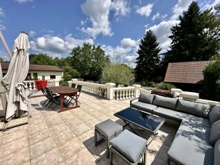  Maison  vendre 6 pices 170 m