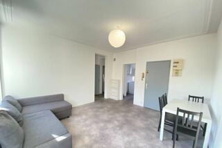  Immeuble à vendre 12 pièces 210 m²