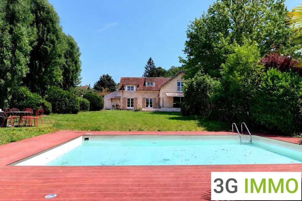Maison 8 pièces 257 m² · à Verneuil-en-Halatte · 257 m² · 535 000 €