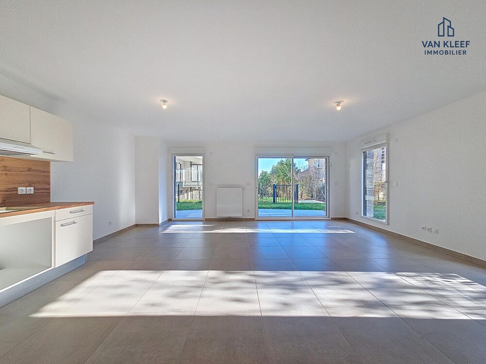 à vendre  Appartement Divonne-les-Bains (01220)