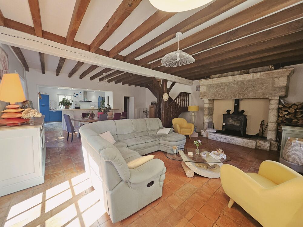Vente Maison Maison en pierre 9 pièces Thiviers