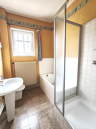  Appartement � vendre 4 pi�ces 83 m�