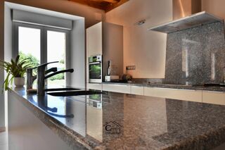  Propriété/château à vendre 15 + pièces 500 m²