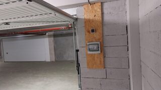  Parking / Garage à louer 19 m²