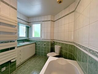  Maison  vendre 4 pices 