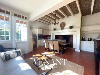  Maison à vendre 12 pièces 354 m²